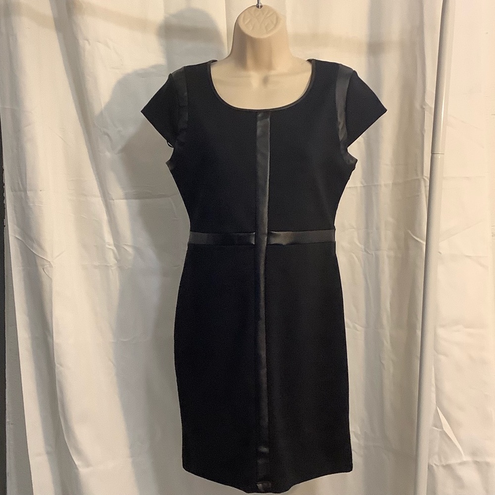 NWT- ROMEO & JULIET COUTURE black dress